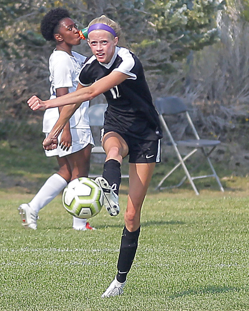 083121-elk-spt-spring-creek-girls-soccer-payge-walz-01.jpg